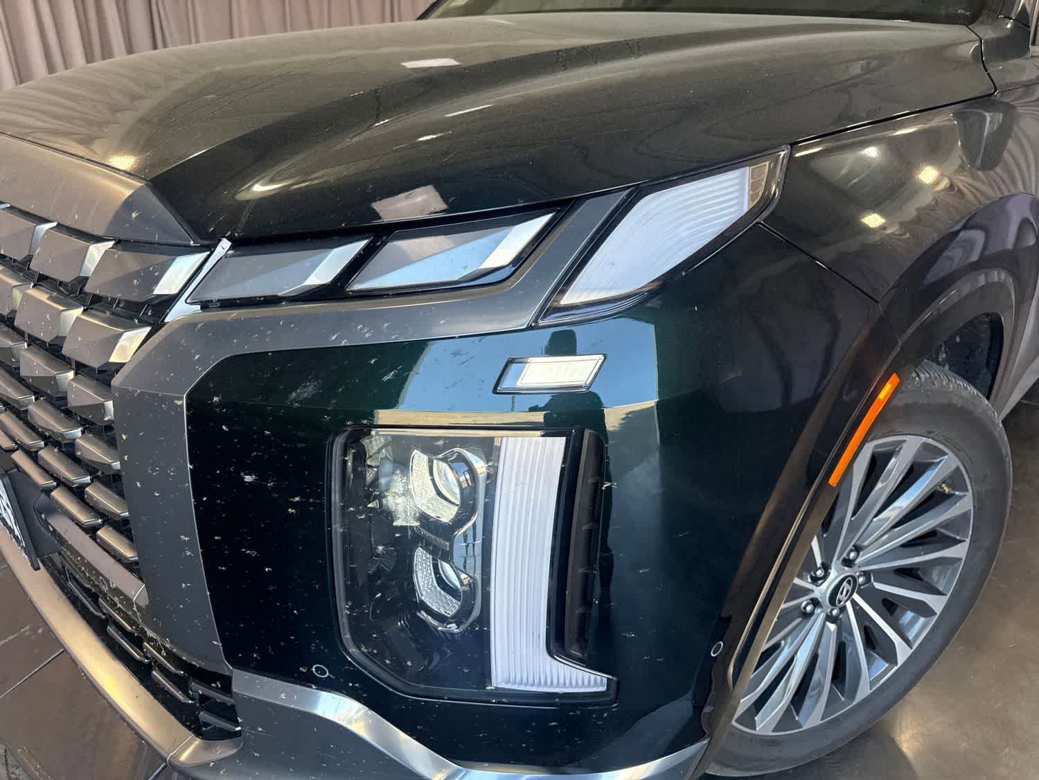 Used 2025 Hyundai Palisade Calligraphy FWD image 9