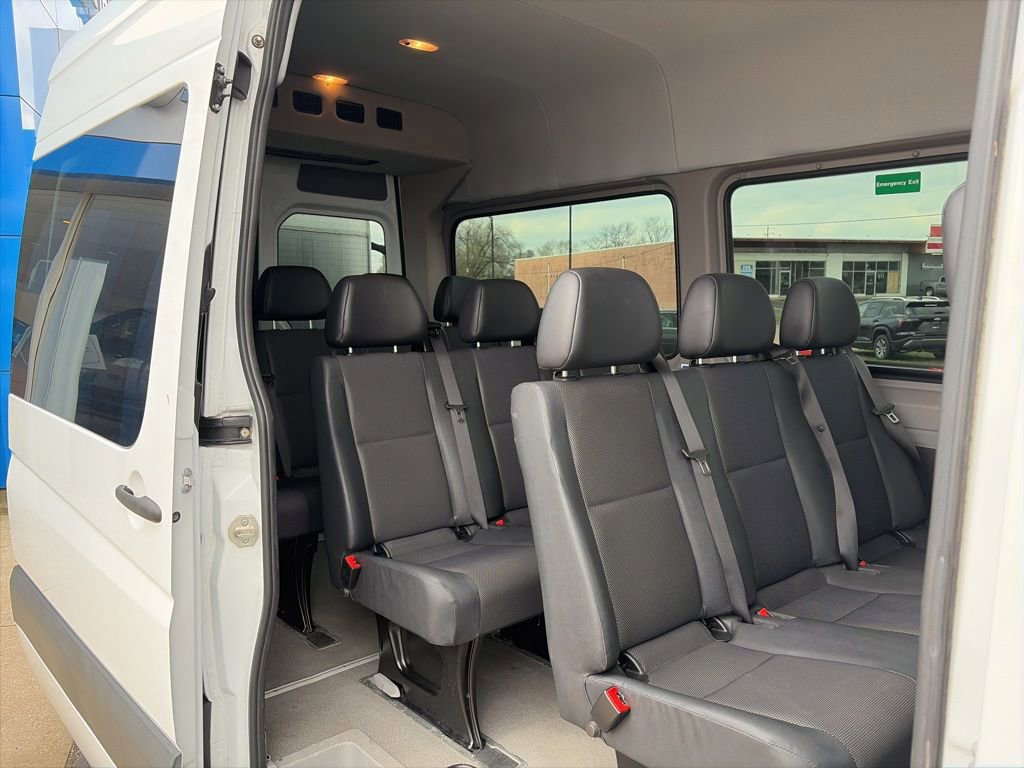 Used 2011 Mercedes-Benz Sprinter 2500 image 11