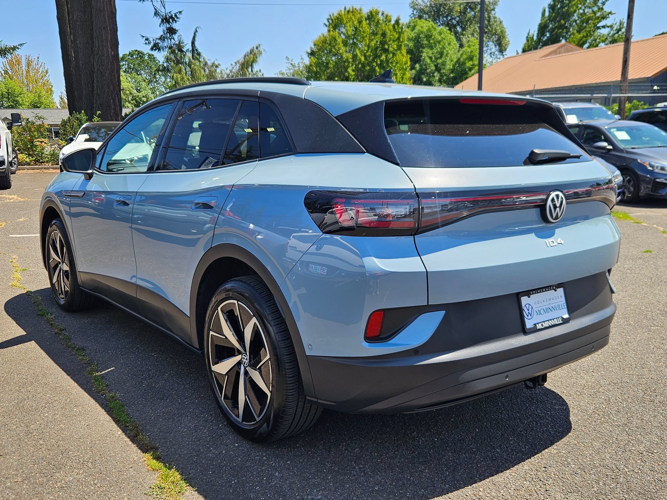 Used 2024 Volkswagen ID.4 Pro S AWD/4WD image 3