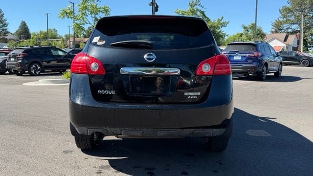 Used 2013 Nissan Rogue S w/ Special Edition Pkg AWD/4WD image 4