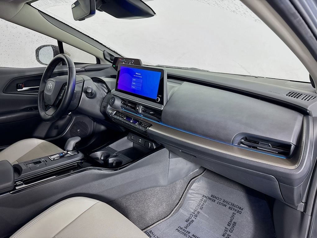 Used 2024 Toyota Prius Limited image 31