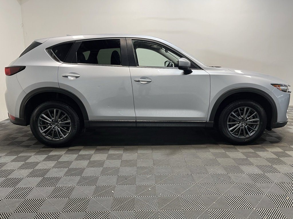 Used 2019 MAZDA CX-5 Touring image 4