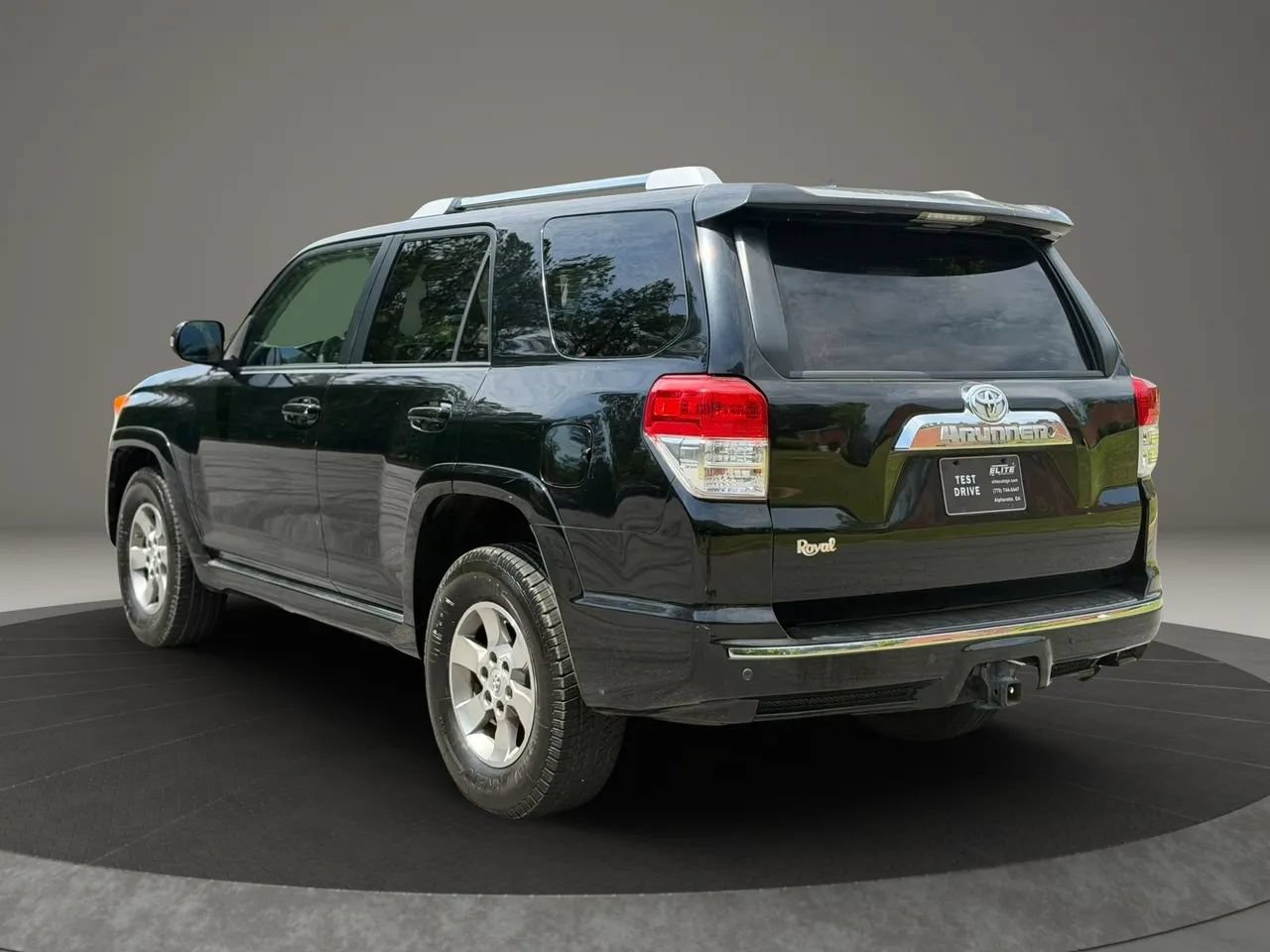 Used 2011 Toyota 4Runner SR5 RWD image 6