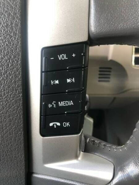 Used 2010 Ford Flex SEL image 18