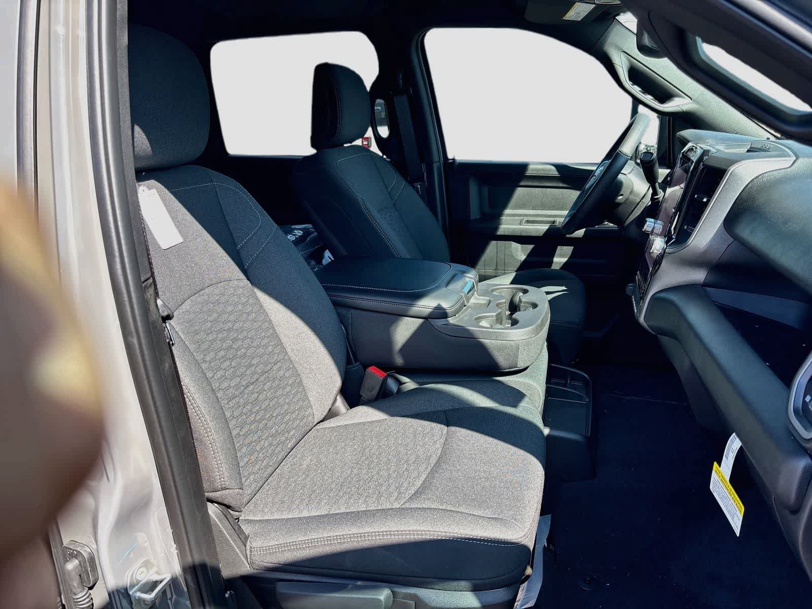 New 2026 RAM 2500 Warlock AWD/4WD image 28