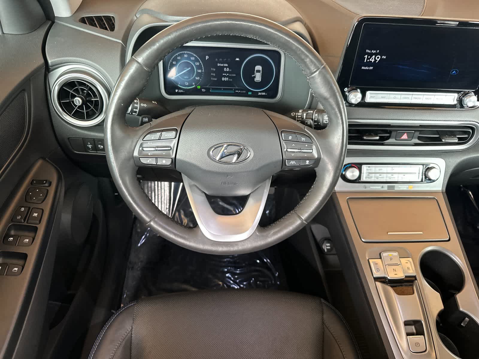 Used 2023 Hyundai Kona Limited w/ Cargo Package FWD image 14