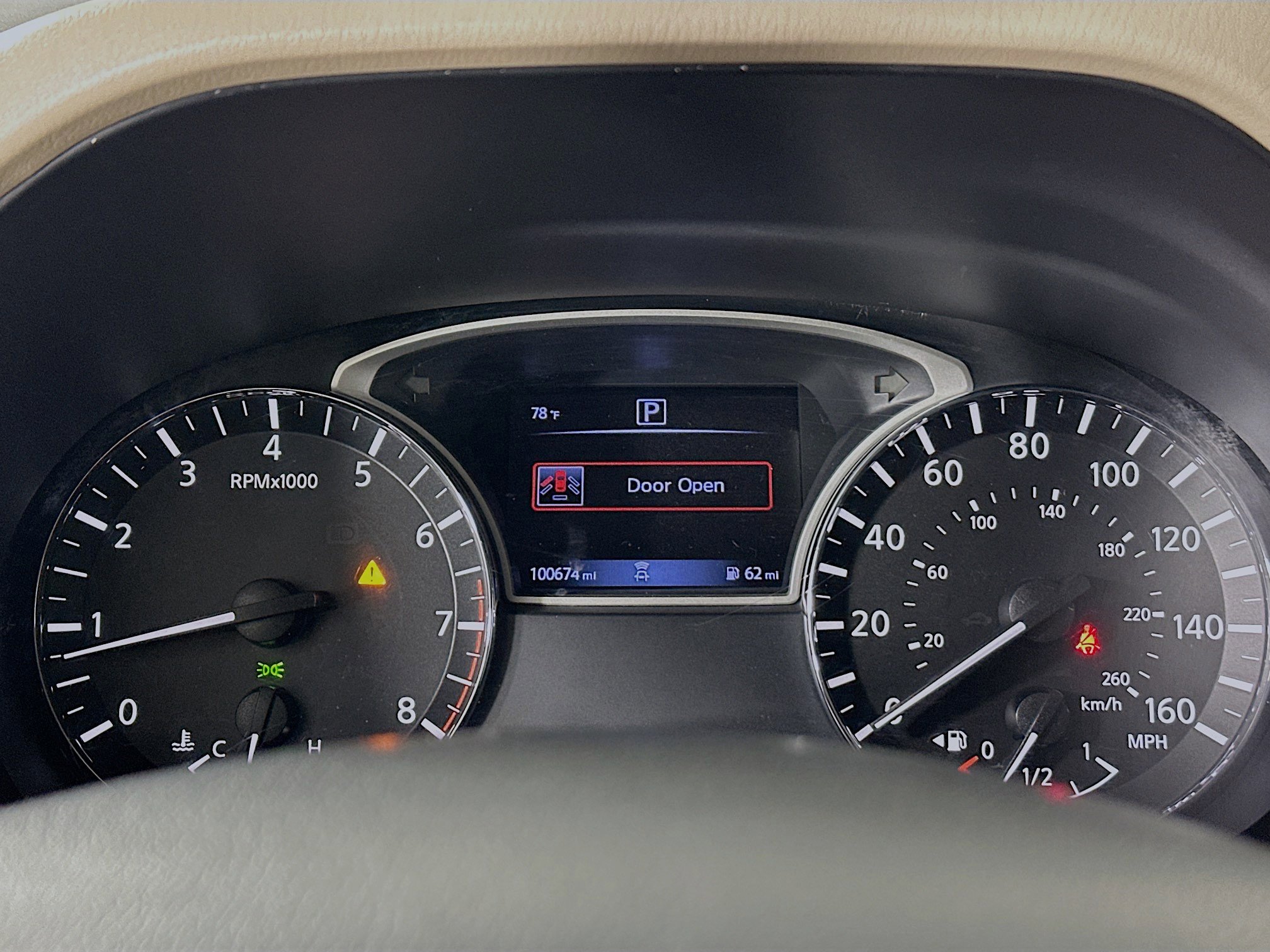 Used 2018 Nissan Pathfinder SV image 18