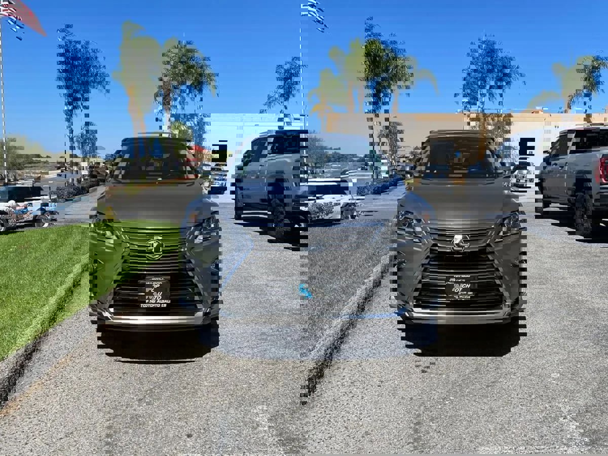 Used 2017 Lexus RX 350 FWD image 2