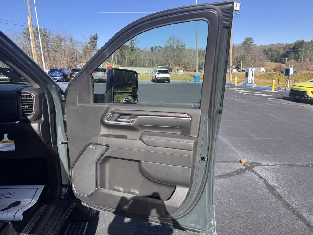 New 2026 Chevrolet Silverado 2500 LTZ w/ LTZ Plus Package image 31