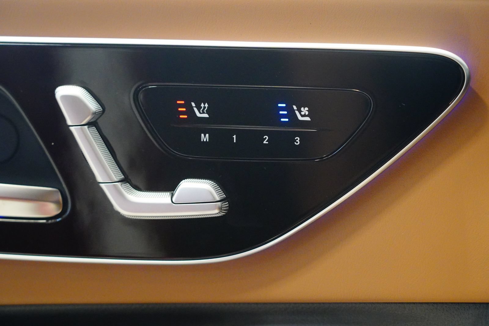 New 2026 Mercedes-Benz CLE 53 AMG 4MATIC Coupe image 29