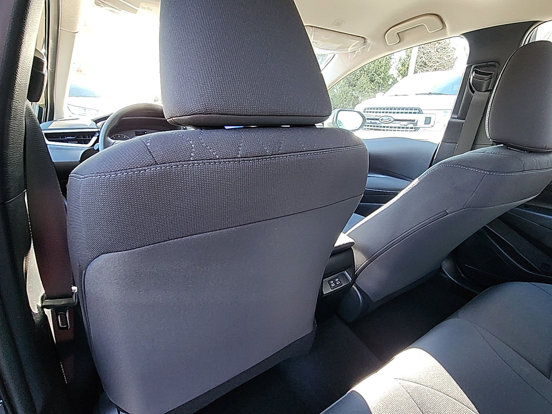 Certified 2025 Toyota Corolla LE image 21