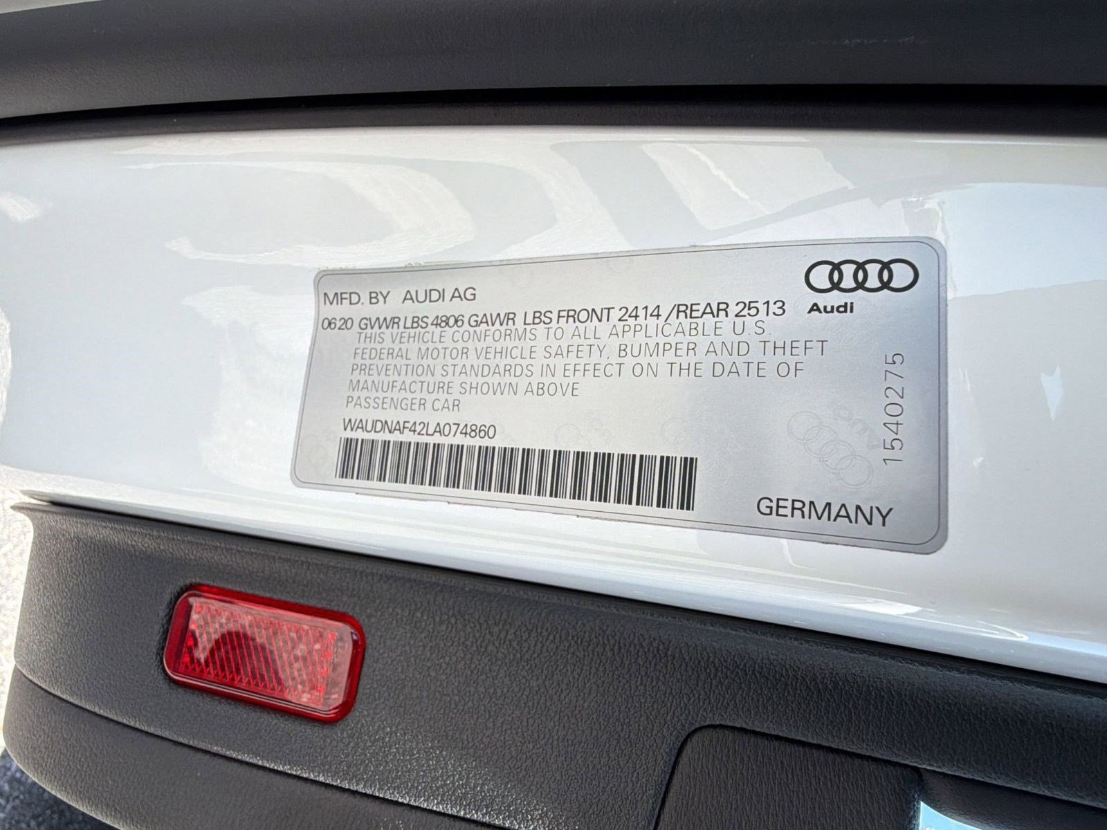 Used 2020 Audi A4 2.0T Premium w/ Convenience Package AWD/4WD image 18