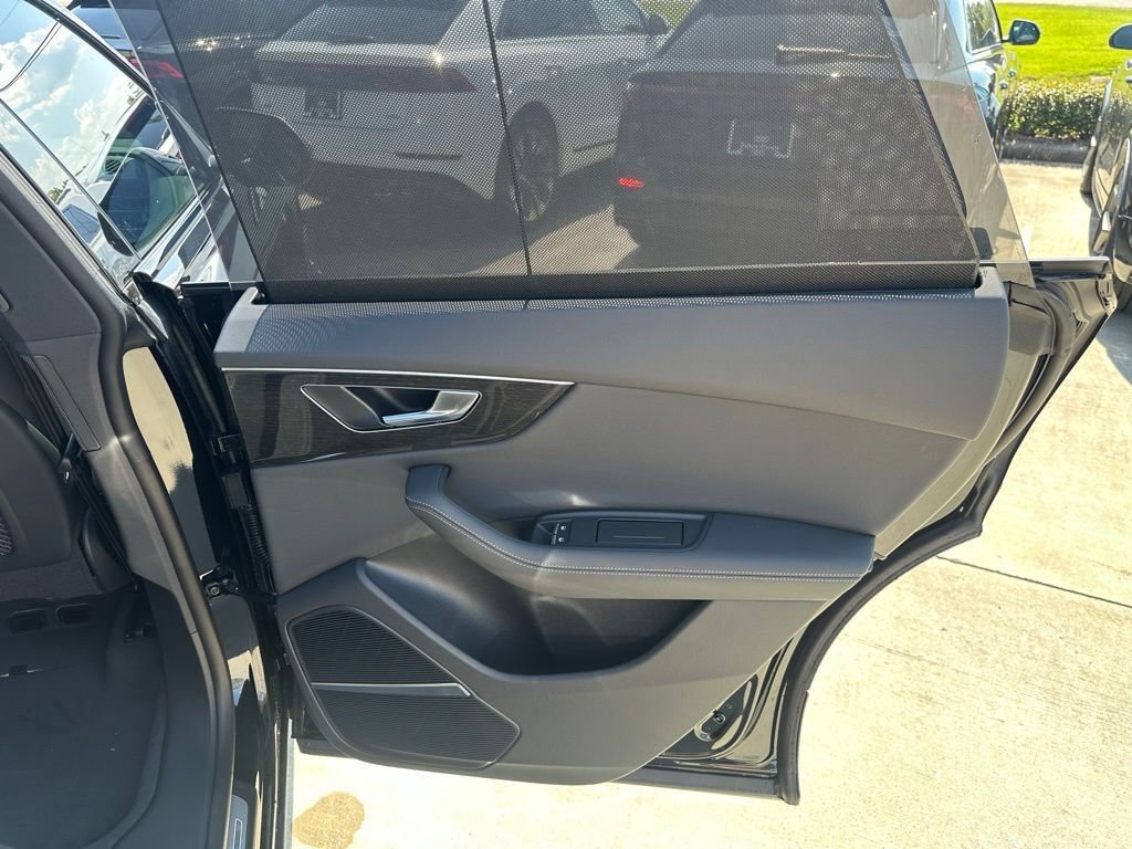 New 2025 Audi Q8 Premium Plus image 23