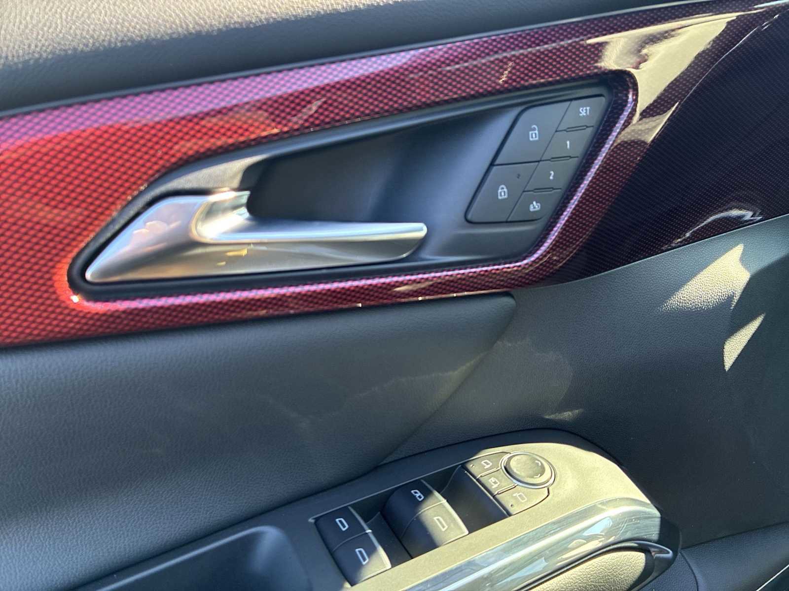 Certified 2025 Chevrolet Traverse RS image 24