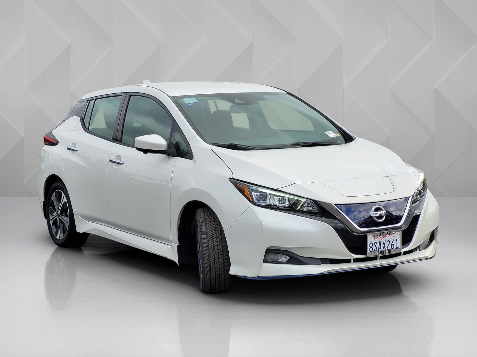 Used 2020 Nissan Leaf SV Plus w/ SV Plus Technology Package image 8