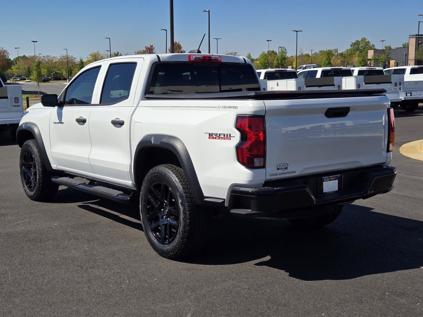 Used 2023 Chevrolet Colorado Trail Boss w/ Technology Package AWD/4WD image 12