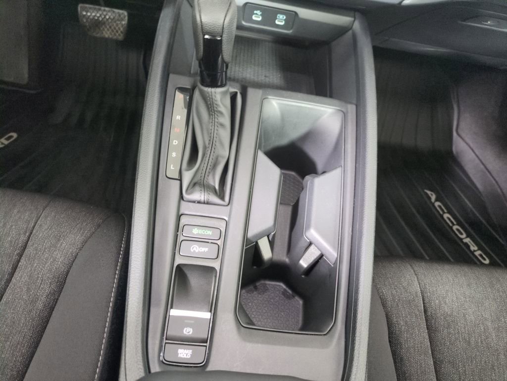 Certified 2025 Honda Accord SE image 22