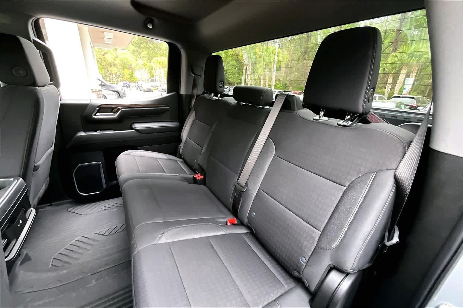 Used 2024 Chevrolet Silverado 1500 LT Trail Boss w/ Protection Package AWD/4WD image 24