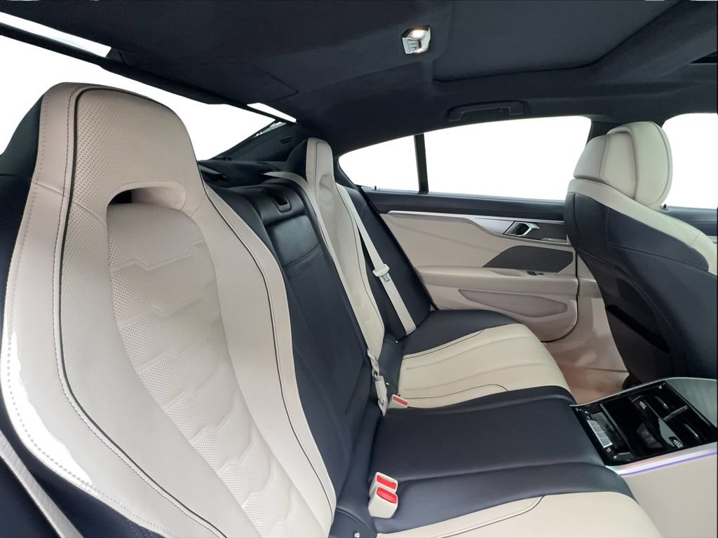 Used 2022 BMW 840i Gran Coupe RWD image 31