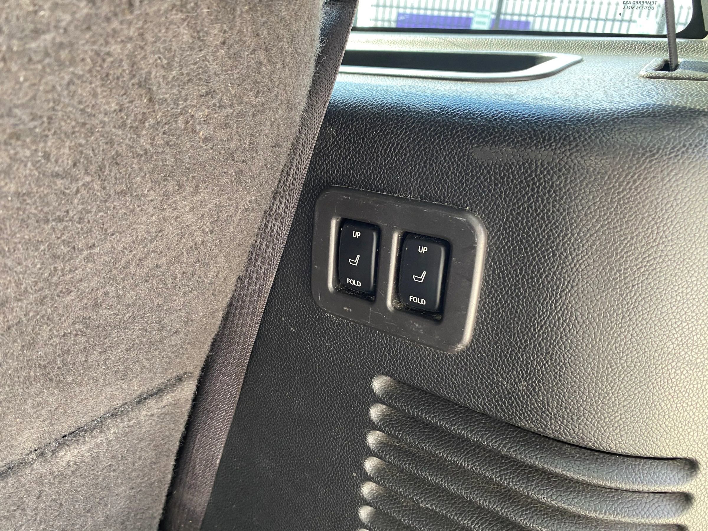 Used 2013 Ford Expedition Limited image 13