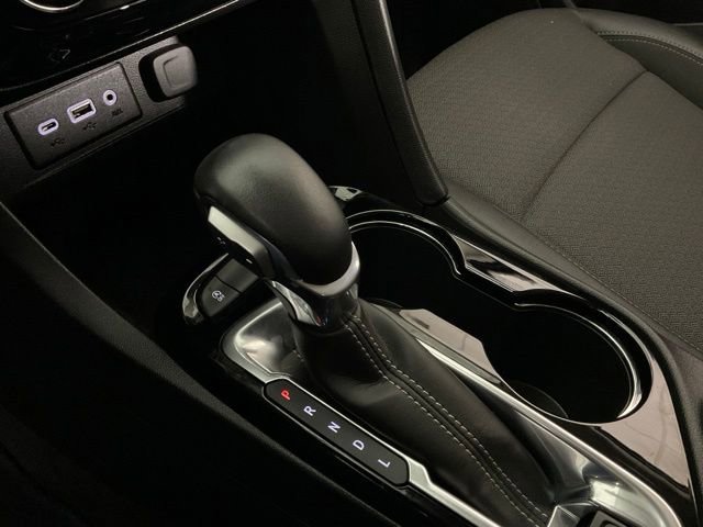 Used 2023 Buick Encore GX Select w/ Sport Touring Package FWD image 22