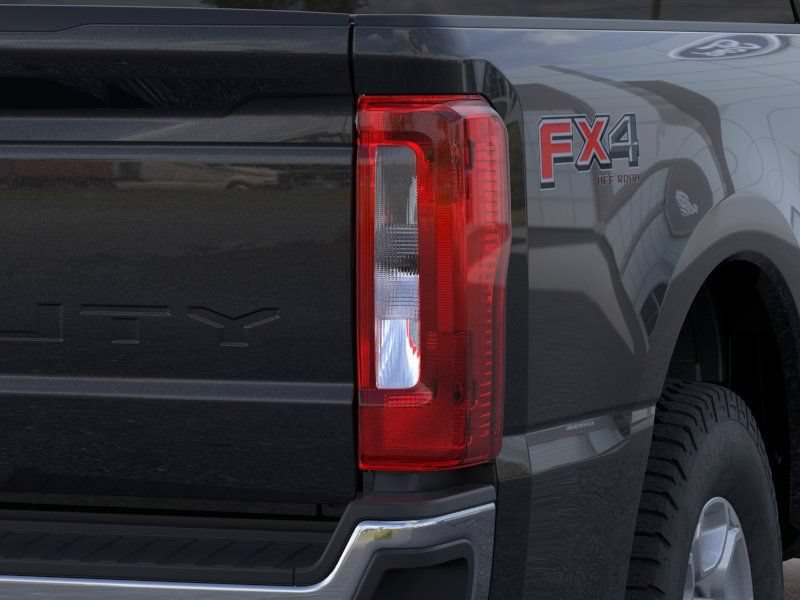New 2026 Ford F250 XLT w/ FX4 Off-Road Package AWD/4WD image 21