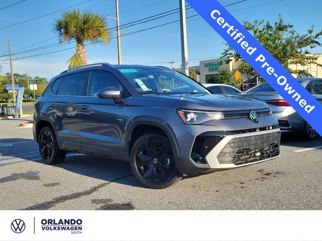 Certified 2025 Volkswagen Taos SE w/ Panoramic Sunroof Package