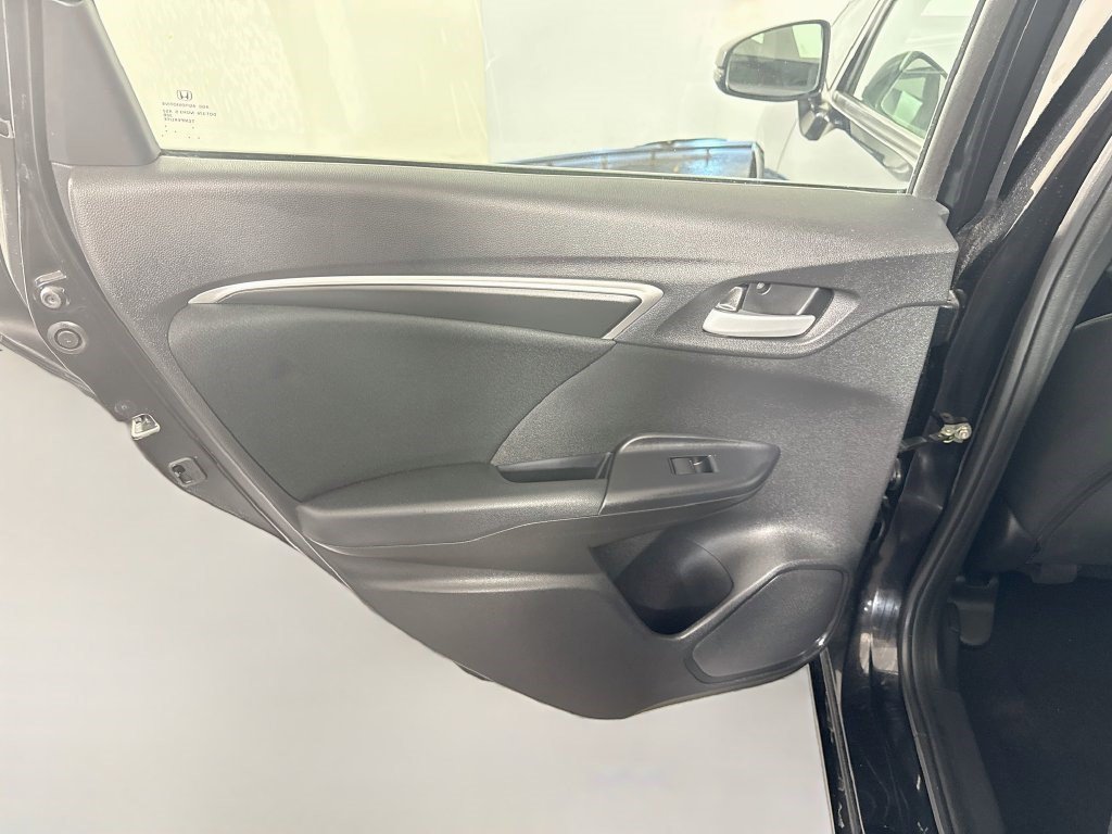 Used 2020 Honda Fit LX image 24