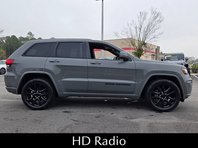 Used 2019 Jeep Grand Cherokee Altitude image 14
