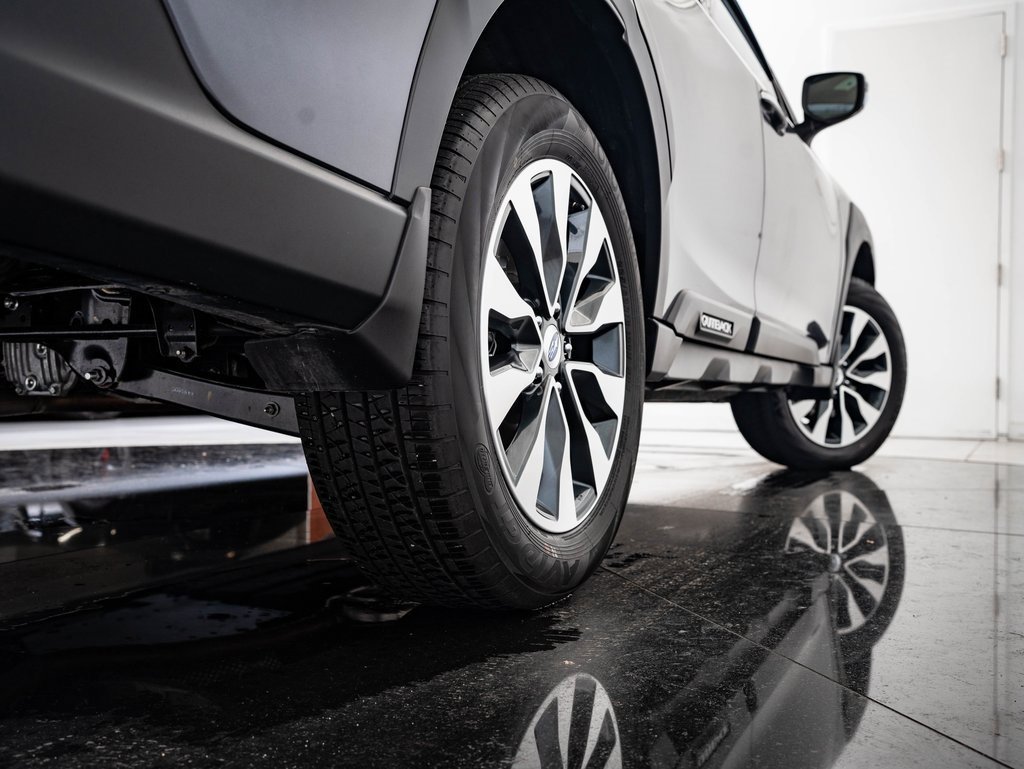 Used 2025 Subaru Outback Touring image 40