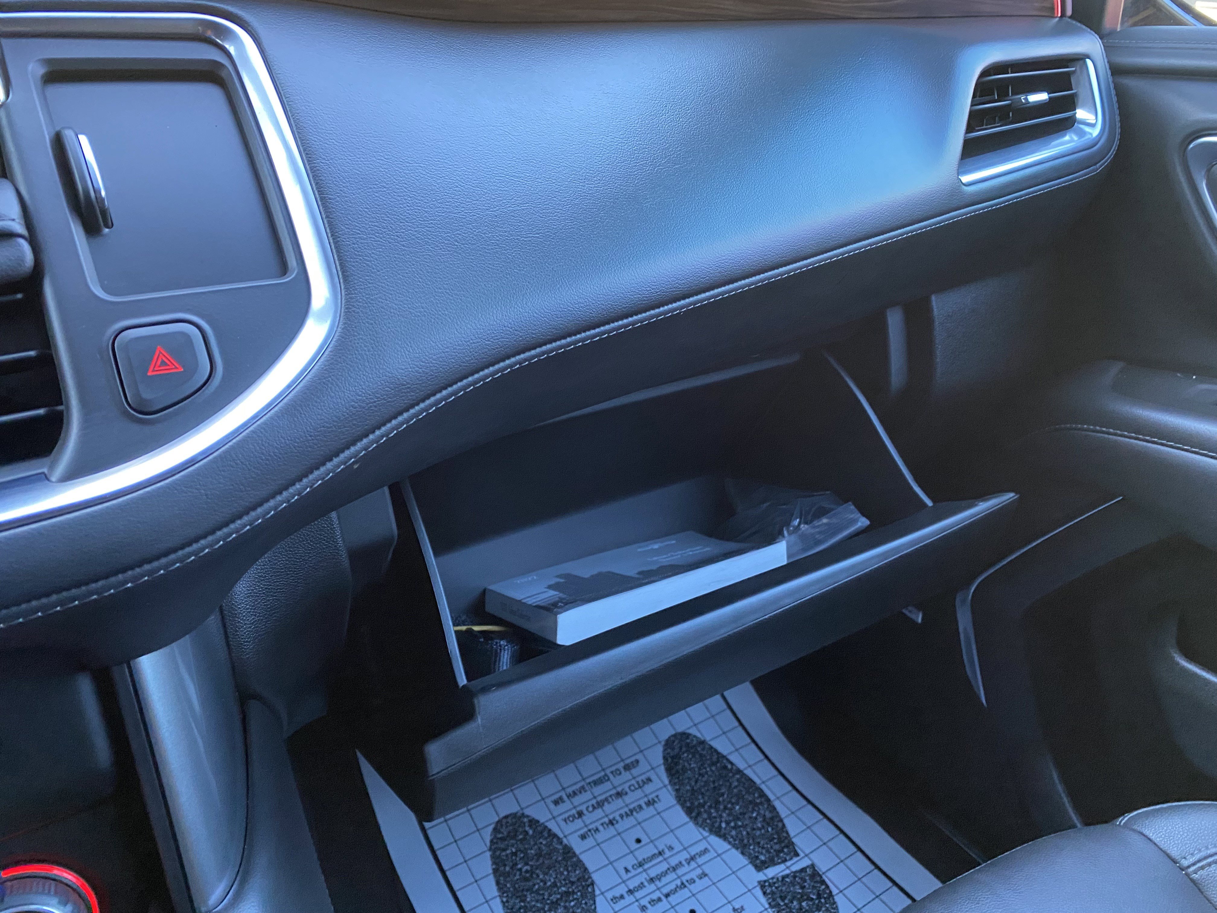 Used 2022 Chevrolet Tahoe Z71 w/ Luxury Package image 31