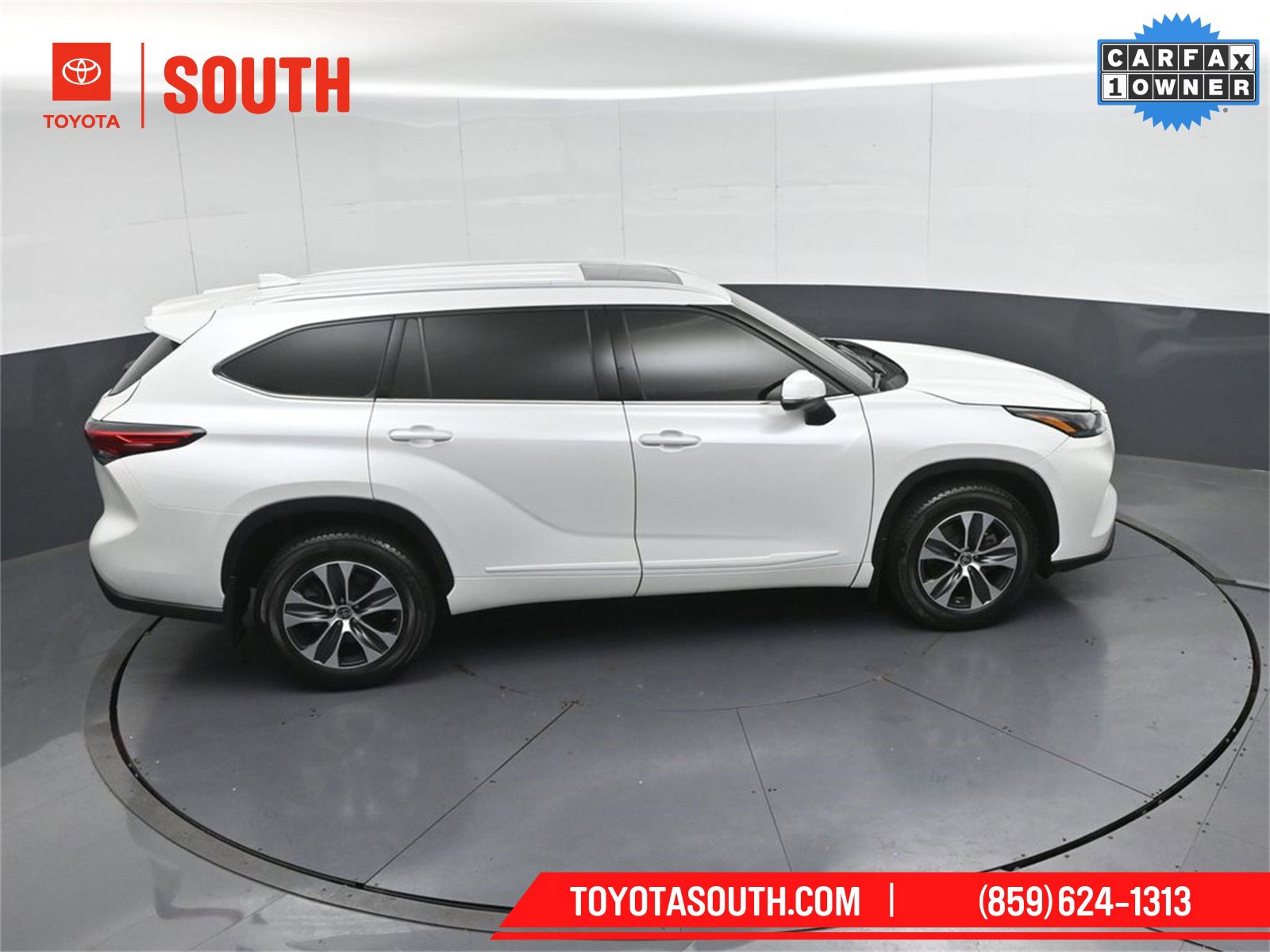 Used 2022 Toyota Highlander XLE image 47
