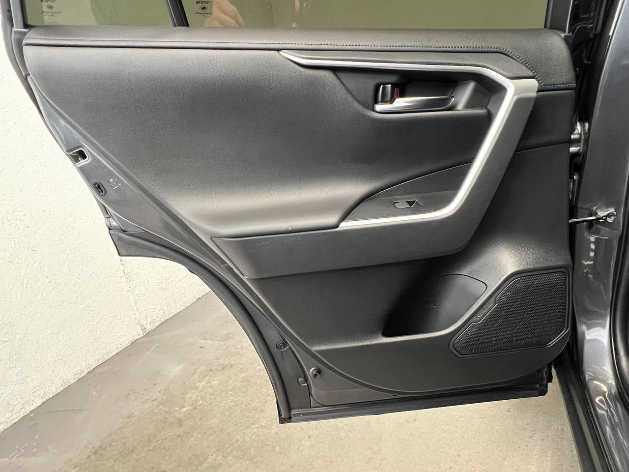 Used 2021 Toyota RAV4 XSE image 9