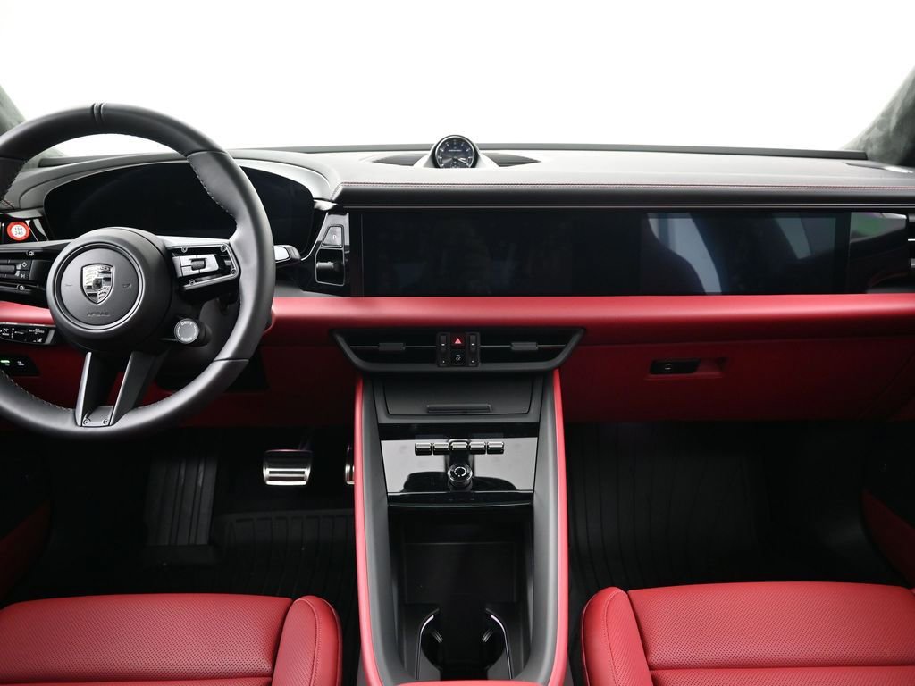 Used 2025 Porsche Macan Turbo Electric image 9