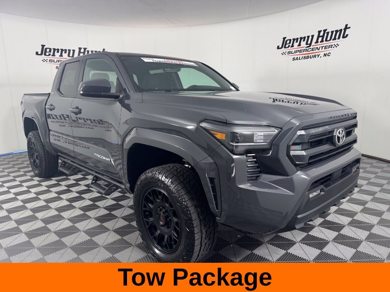 Used 2026 Toyota Tacoma SR5 AWD/4WD image 6