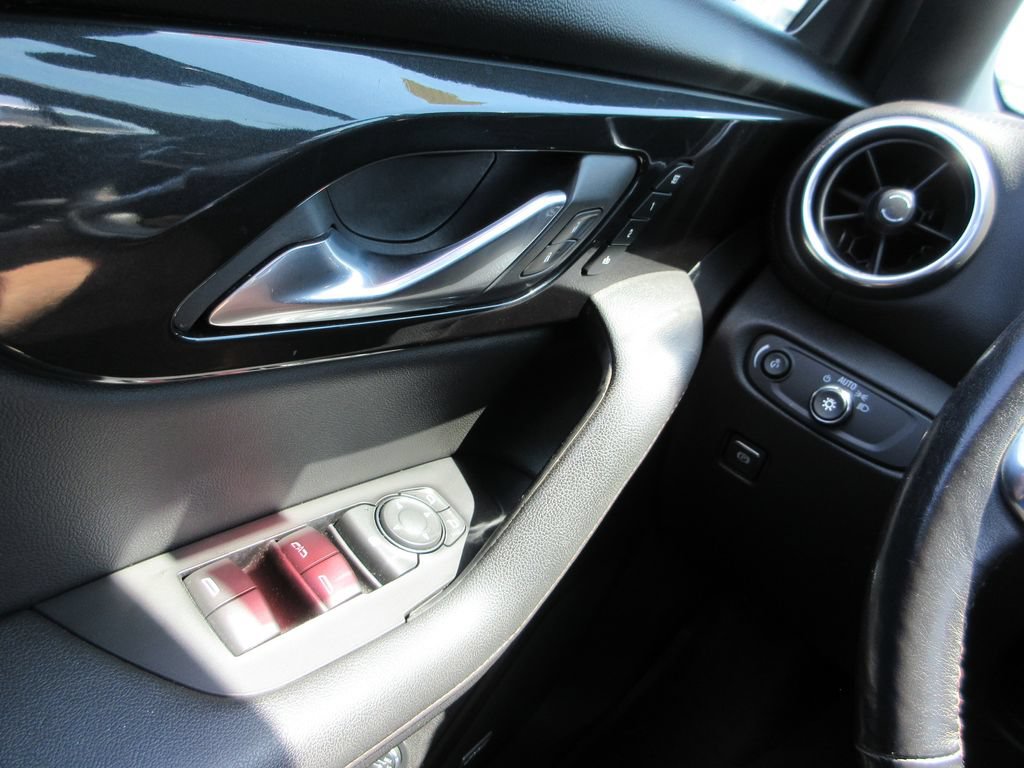 Certified 2020 Chevrolet Blazer Premier w/ Driver Confidence II Package FWD image 29