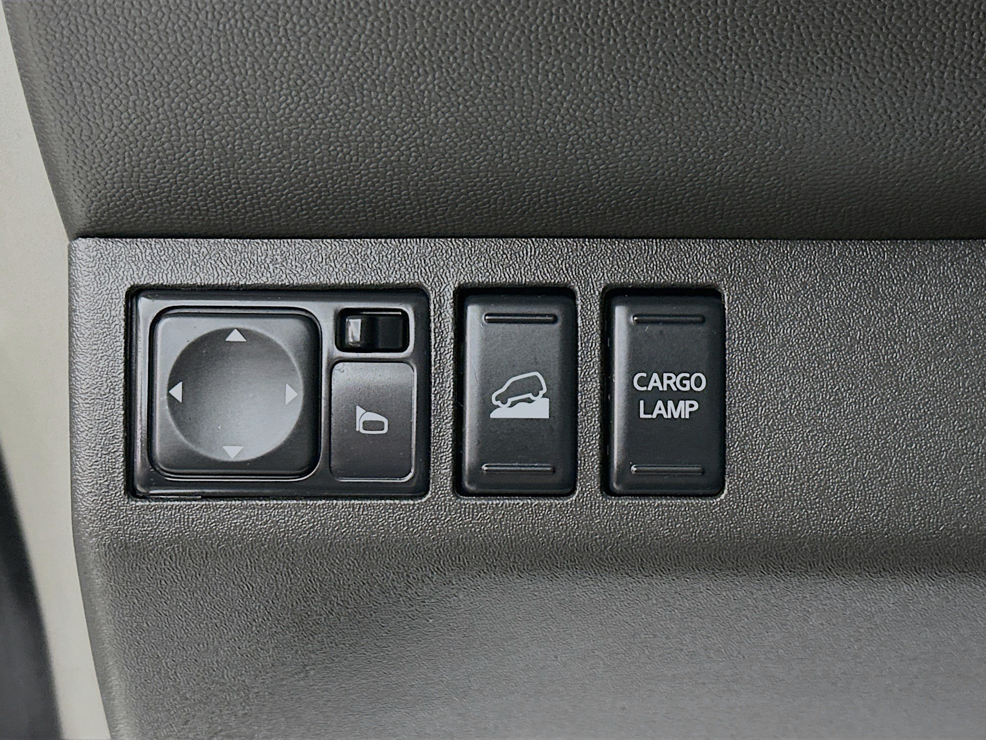 Used 2021 Nissan Frontier PRO-4X w/ Pro-4x Utility Package AWD/4WD image 10