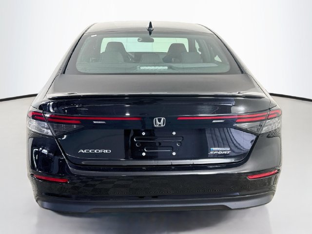 Used 2024 Honda Accord Sport image 8