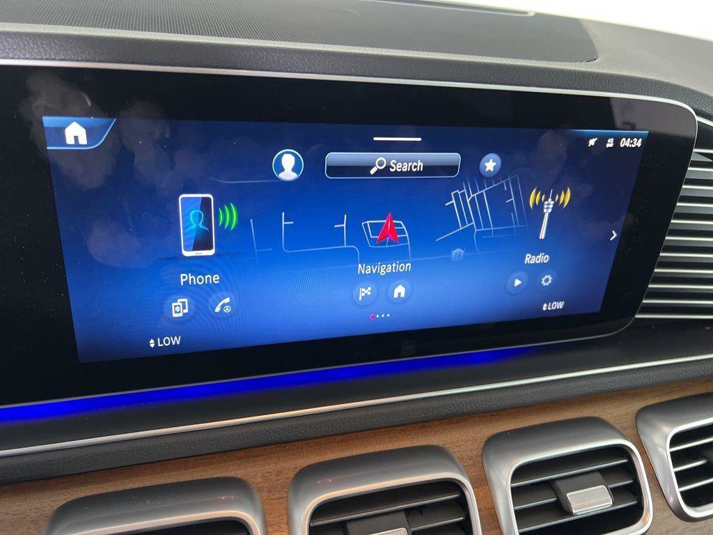 Used 2025 Mercedes-Benz GLE 450e 4MATIC image 10