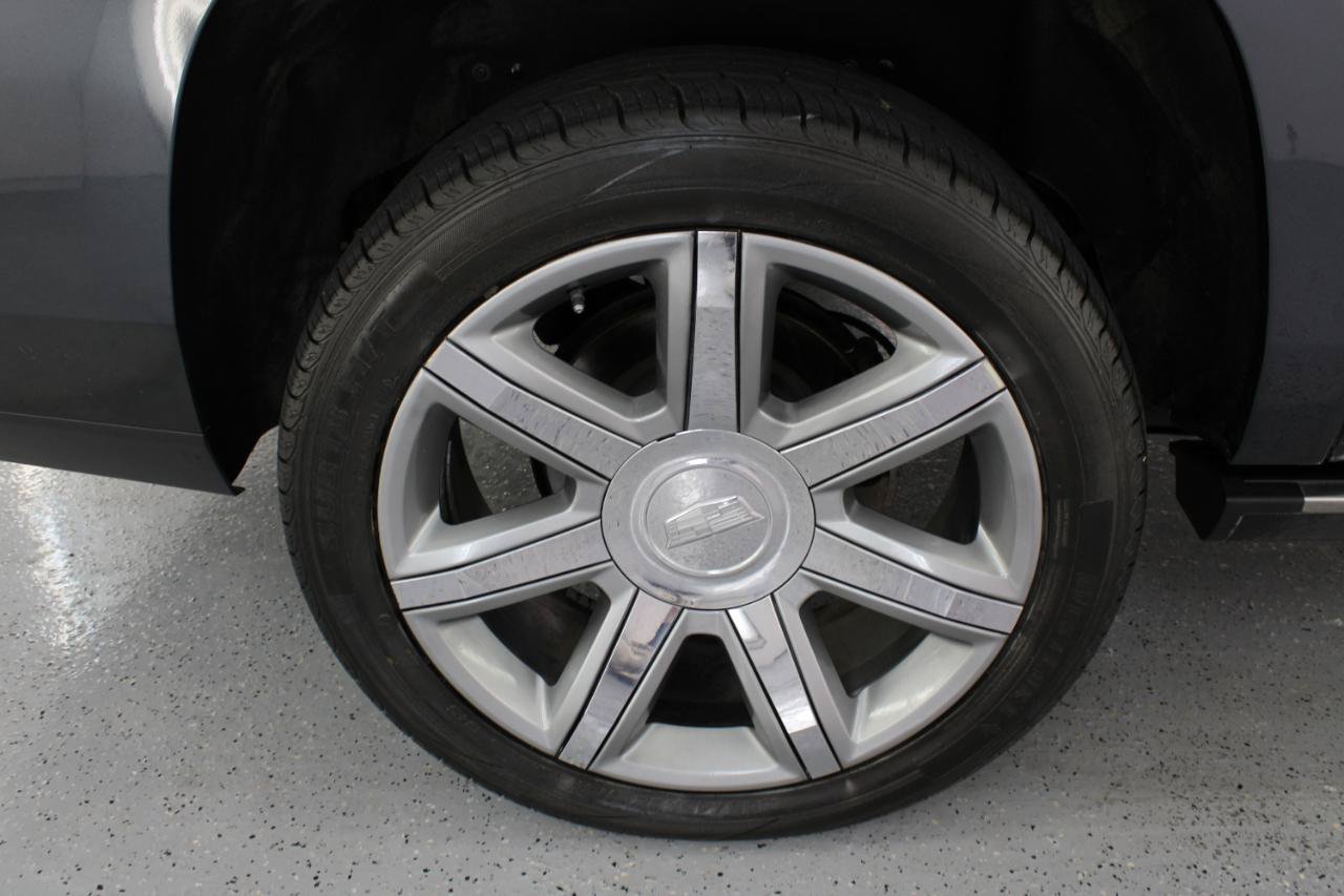 Used 2019 Cadillac Escalade ESV Premium Luxury AWD/4WD image 87