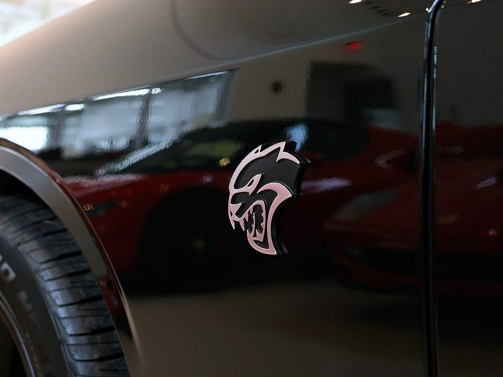 Used 2015 Dodge Challenger SRT Hellcat image 70