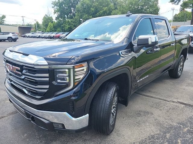 Used 2025 GMC Sierra 1500 SLT AWD/4WD image 8