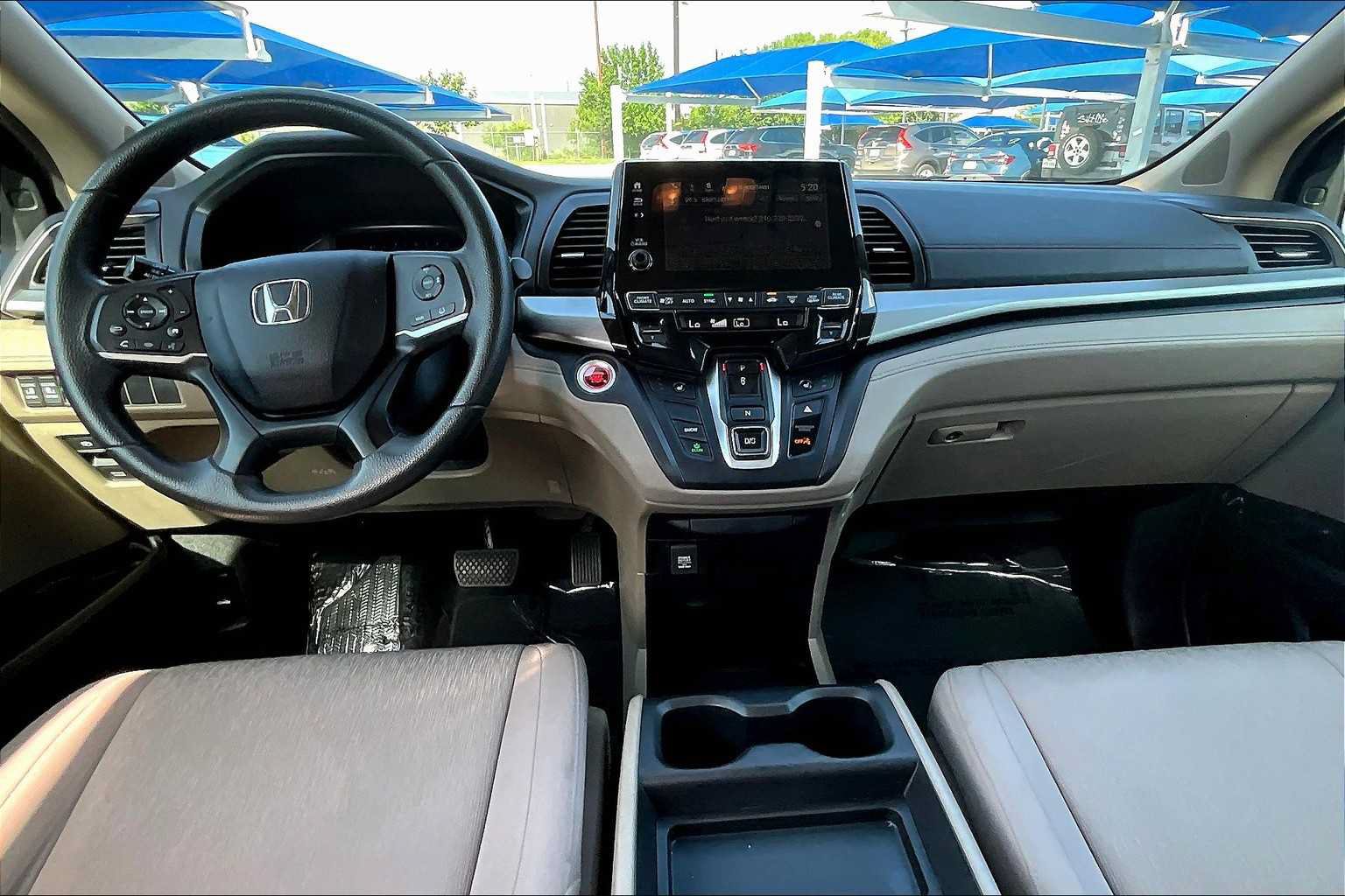 Used 2018 Honda Odyssey EX image 15