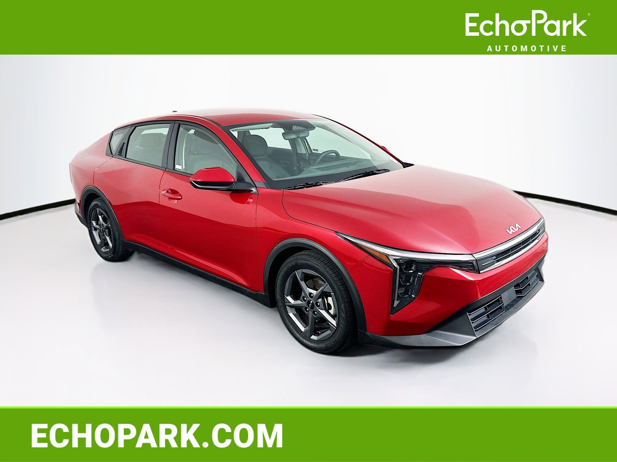 Used 2025 Kia K4 LXS image 1