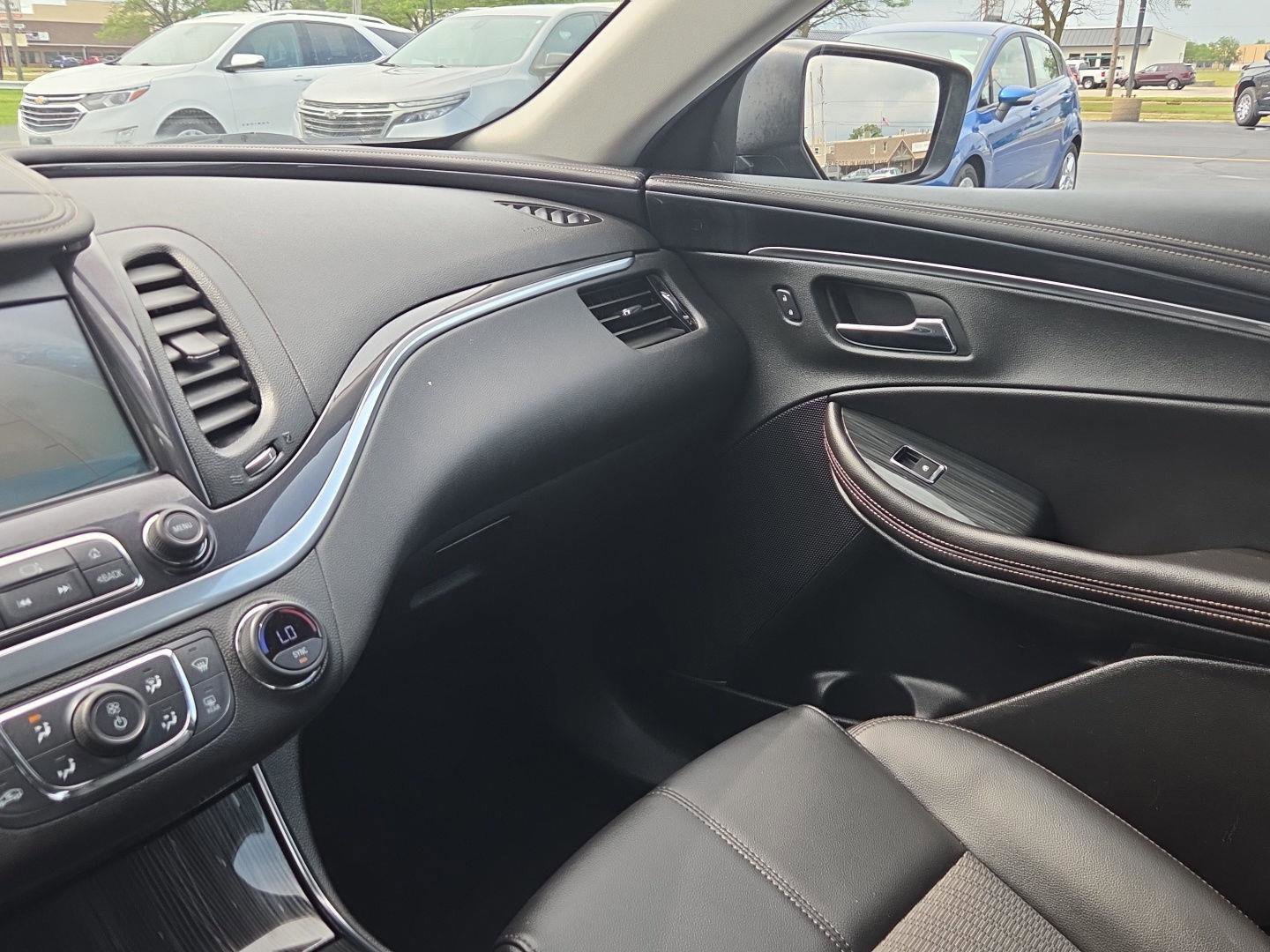 Used 2019 Chevrolet Impala LT FWD image 15