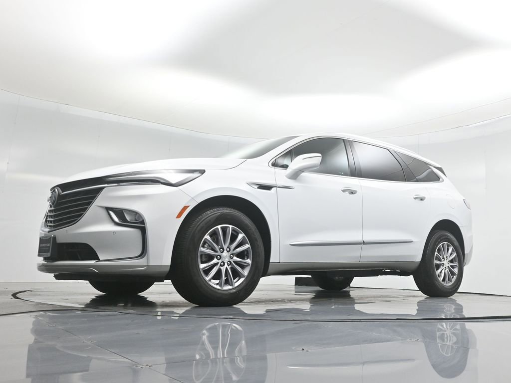 Used 2022 Buick Enclave Essence image 46