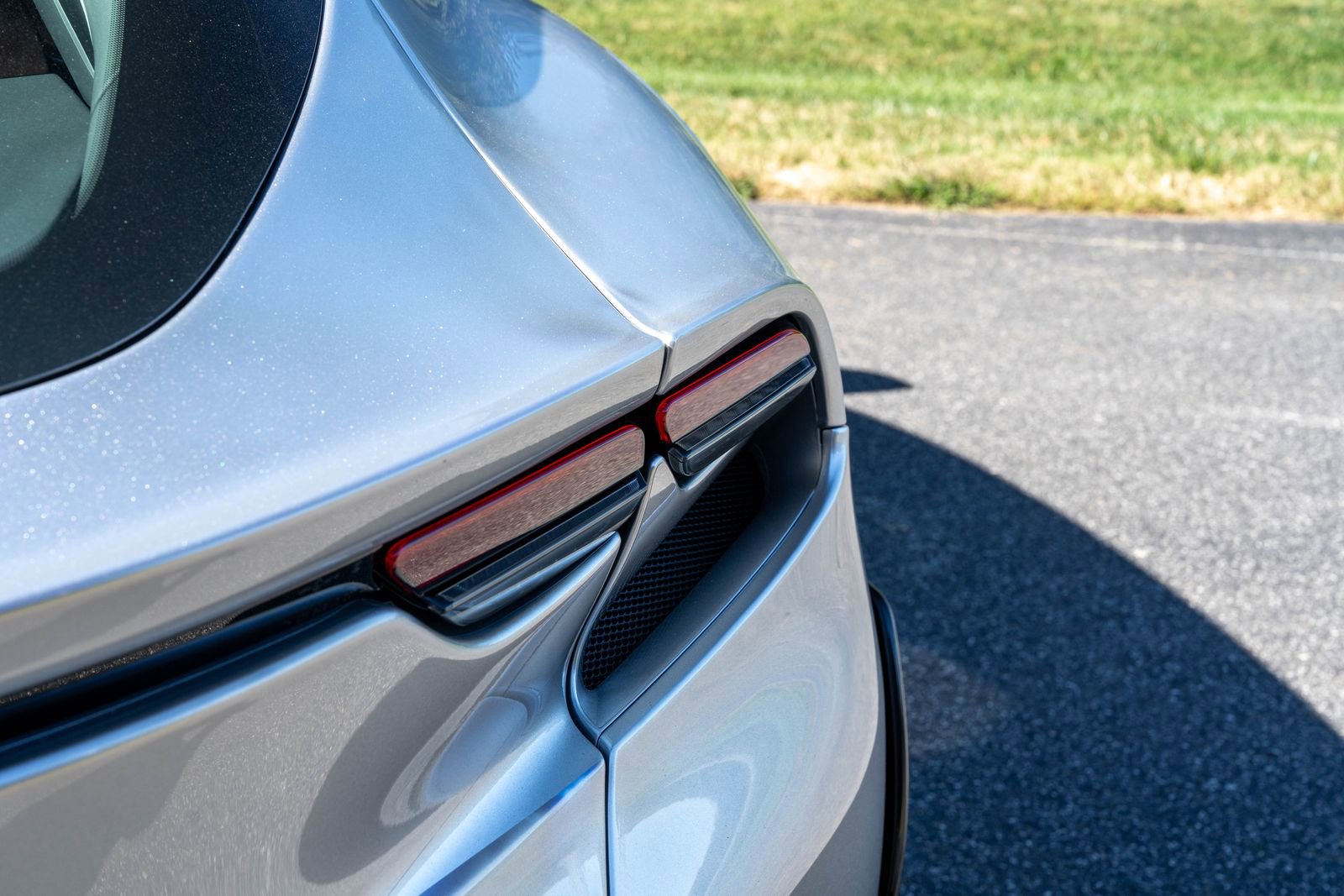 Certified 2025 Ferrari Purosangue image 16