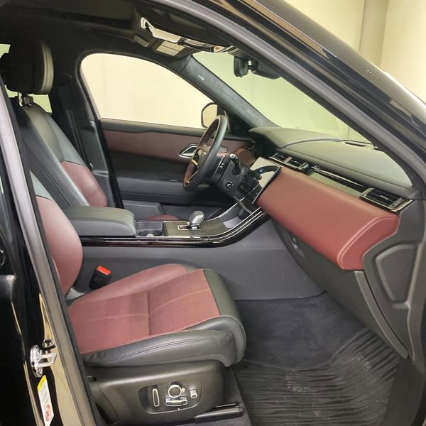 Used 2026 Land Rover Range Rover Velar Autobiography image 8