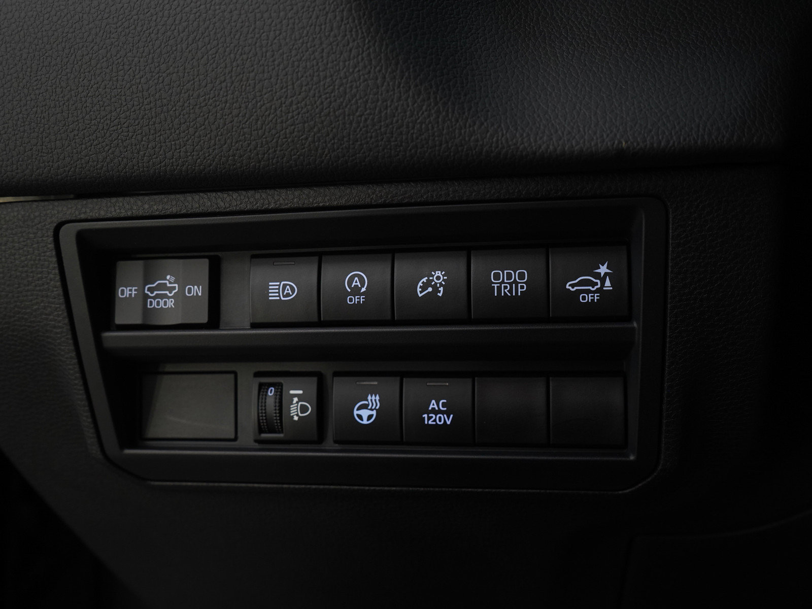 Used 2022 Toyota Tundra Limited AWD/4WD image 28