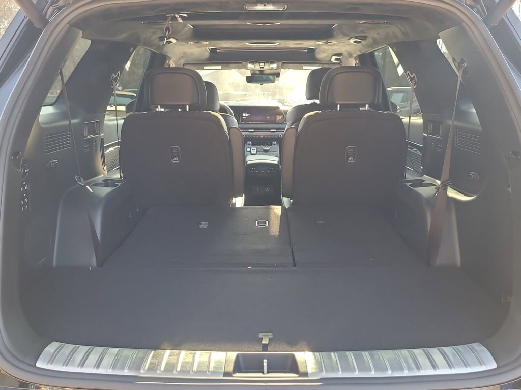 Used 2024 Hyundai Palisade Calligraphy image 17